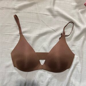 SKIMS Smooth Lightly Padded Bra in Cocoa